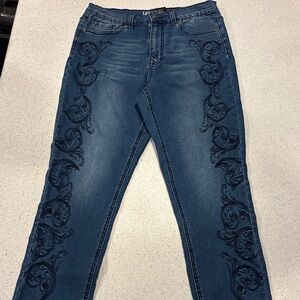 DG2 by Diane Gilman Dark Blue Embroidered Skinny Jeans